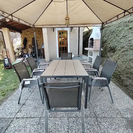 Holiday home Rustico Lo Scarpone *