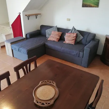 Rustico Lo Scarpone * Камайоре
