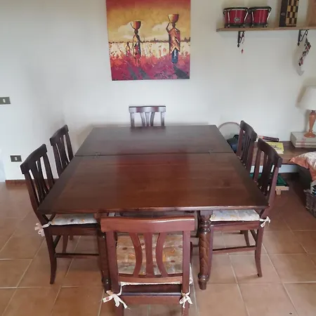 Rustico Lo Scarpone كامايوري