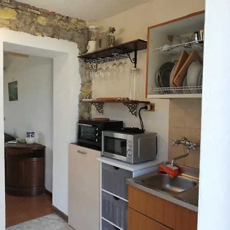 Rustico Lo Scarpone Holiday home *
